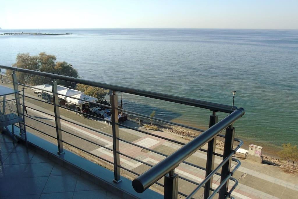 Perea Sea View Apartment Peraia  Bagian luar foto