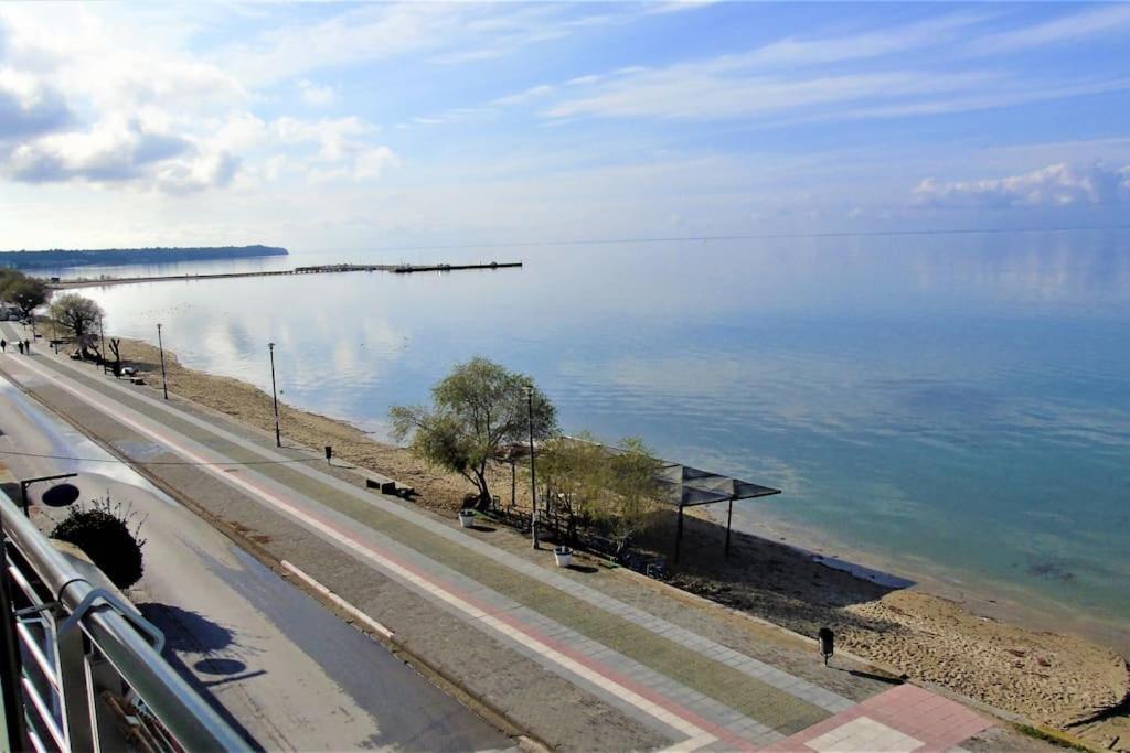Perea Sea View Apartment Peraia  Bagian luar foto